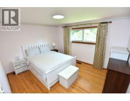 372 Fennell Avenue W, Hamilton, ON L9C1G4 Photo 30