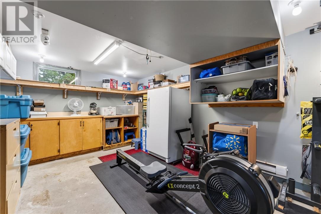 363 Wellington Heights - 22
