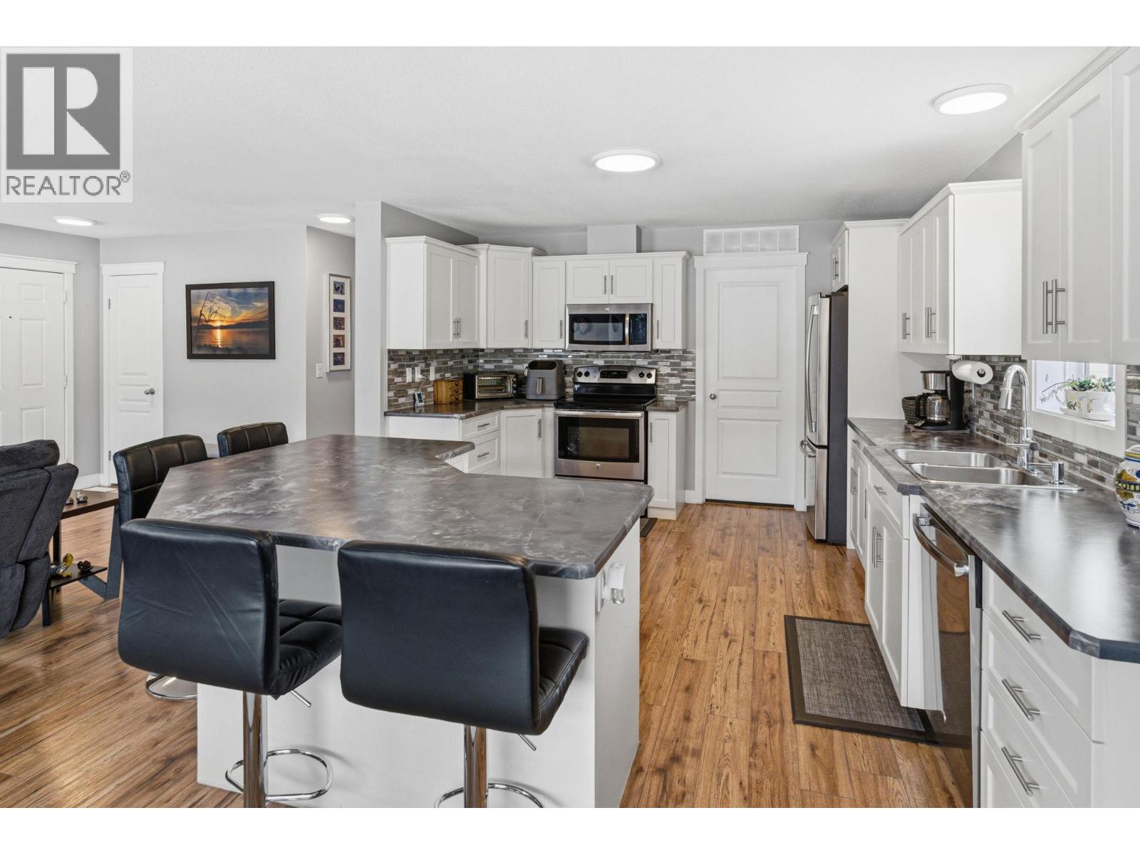 523 2440 Old Okanagan Highway, West Kelowna
