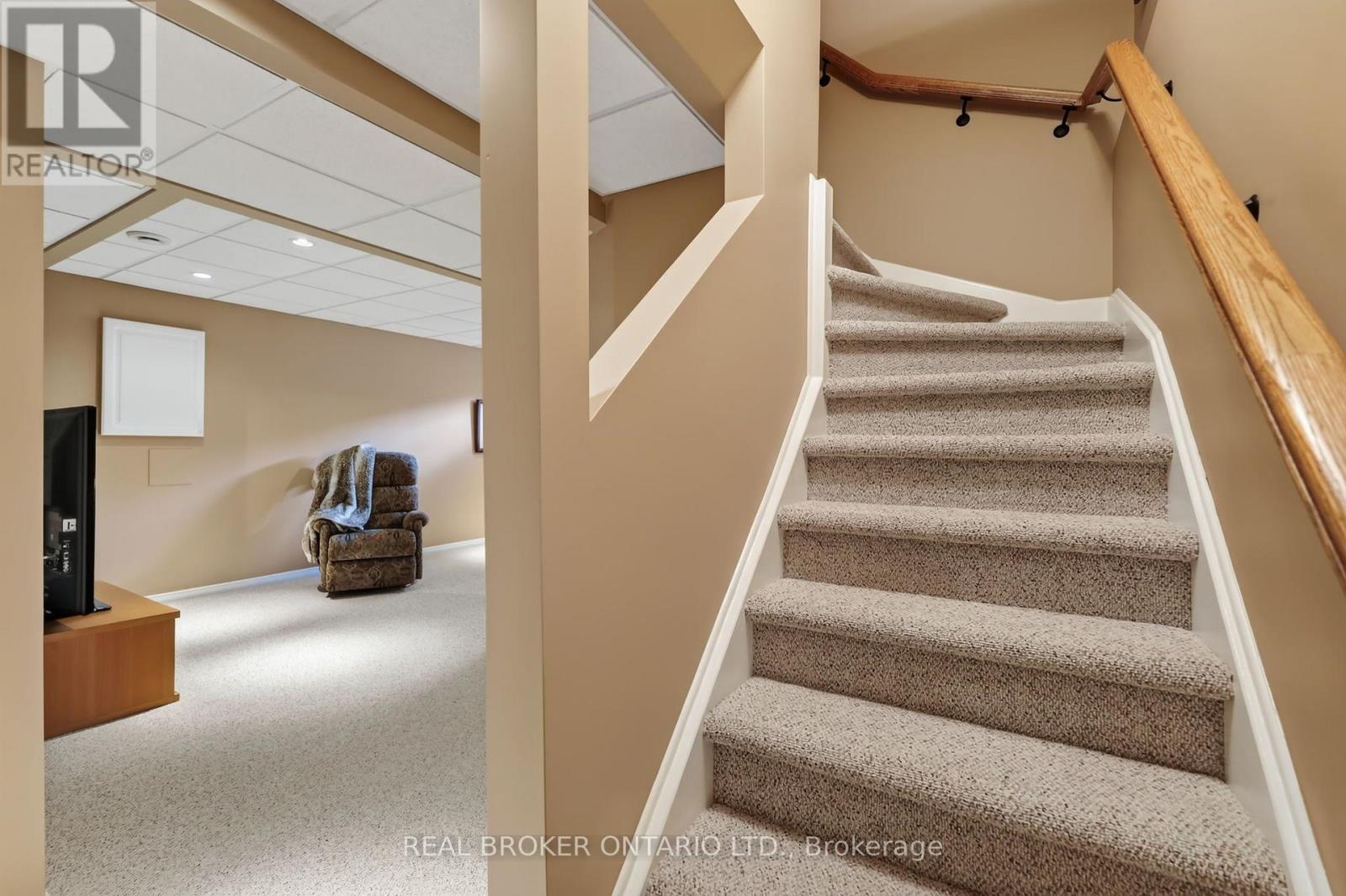 140 MONTANA WAY - 24