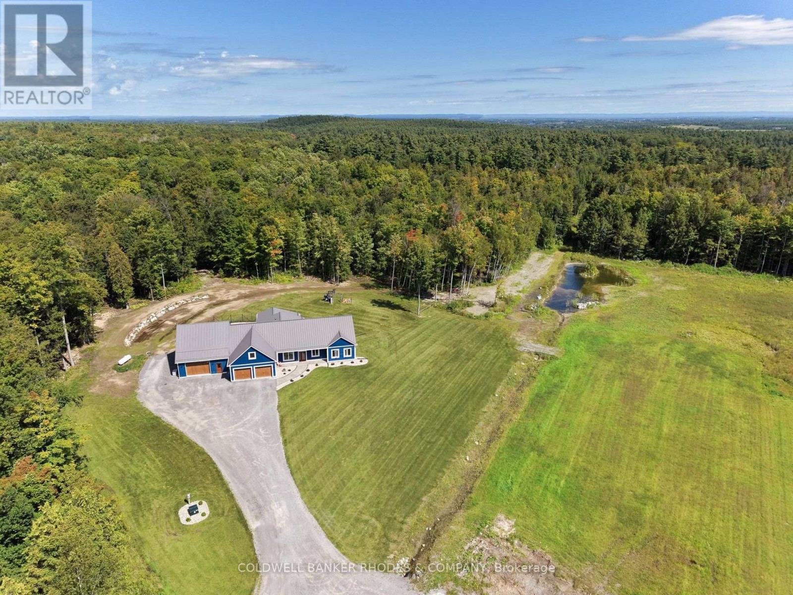780 MCKENZIE AVENUE - 40