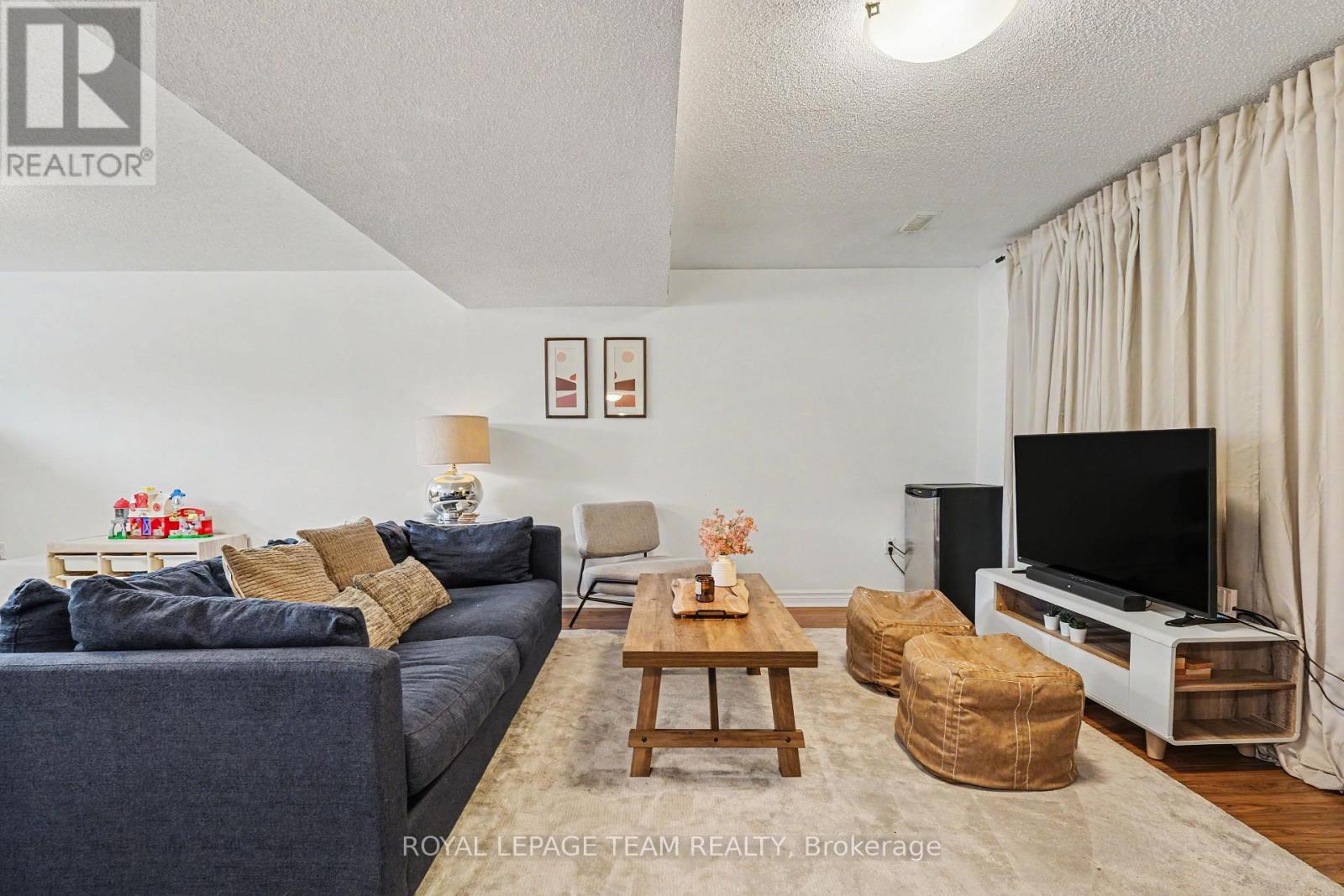 2495 RIVER ROAD - Image 23