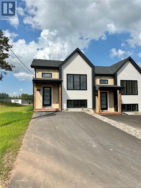 Property for sale at 38 Adéo-Rose Street