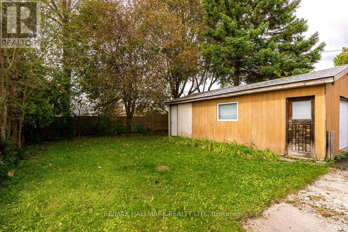 4 BERGEN ROAD - 25