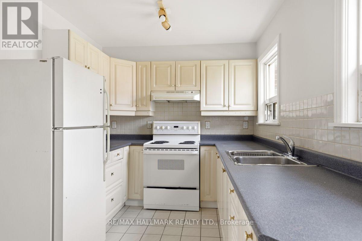 4 BERGEN ROAD - 8