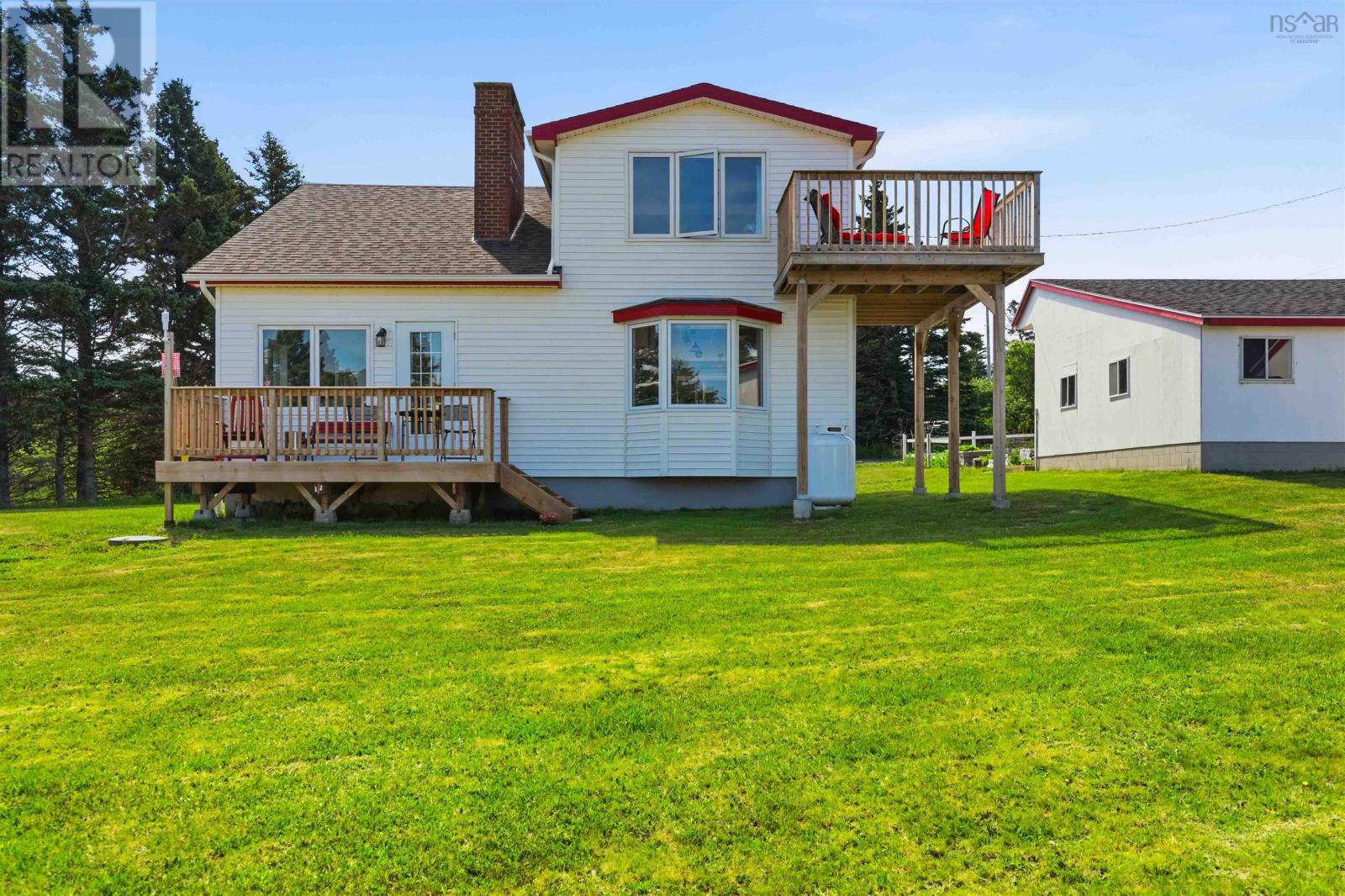 7939 Highway 101, Barton — photo 8