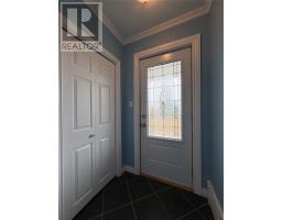 22 Grenfell Crescent thumbnail 15