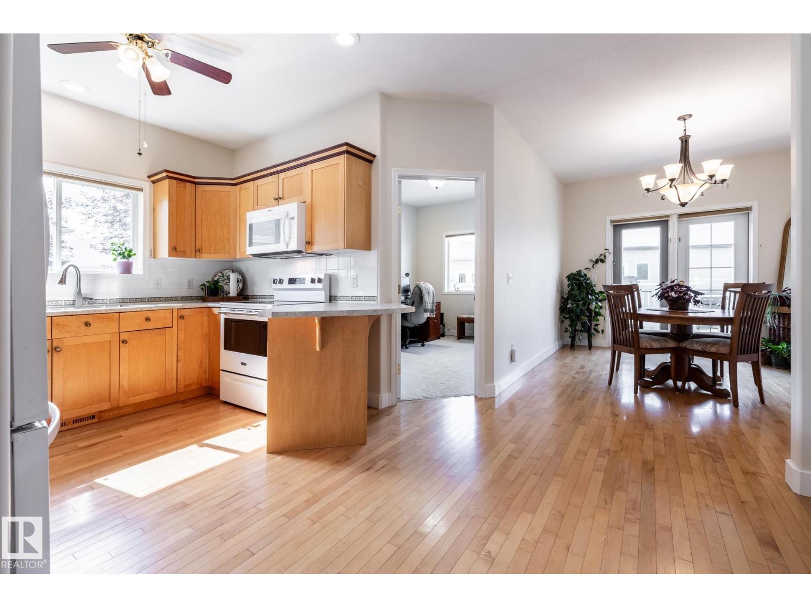 #13 9 Deer Park Dr, Deer Park_SPGR — photo 10 of 30