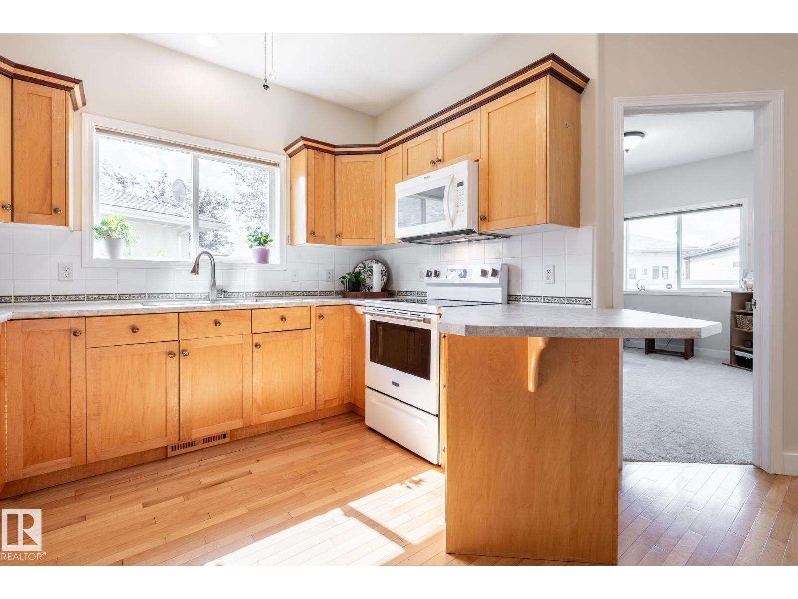 #13 9 Deer Park Dr, Deer Park_SPGR — photo 11 of 30