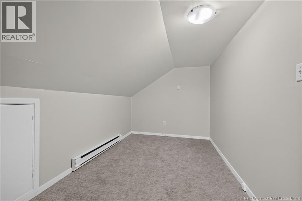 22 Pointe-du-Chêne Road - Image 25