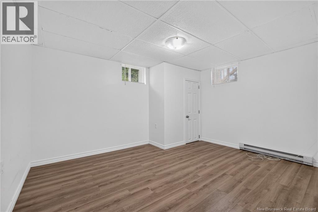 22 Pointe-du-Chêne Road - Image 40
