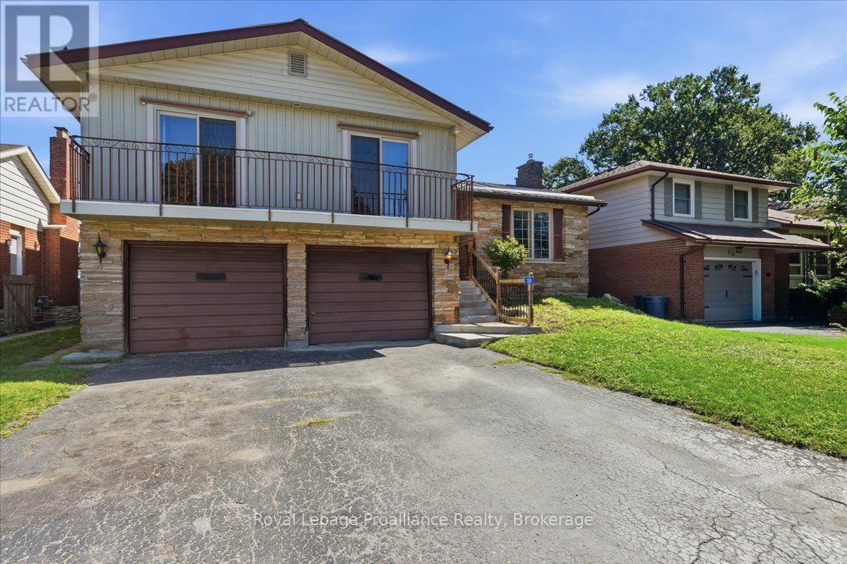 28 KENSINGTON CRESCENT - 2