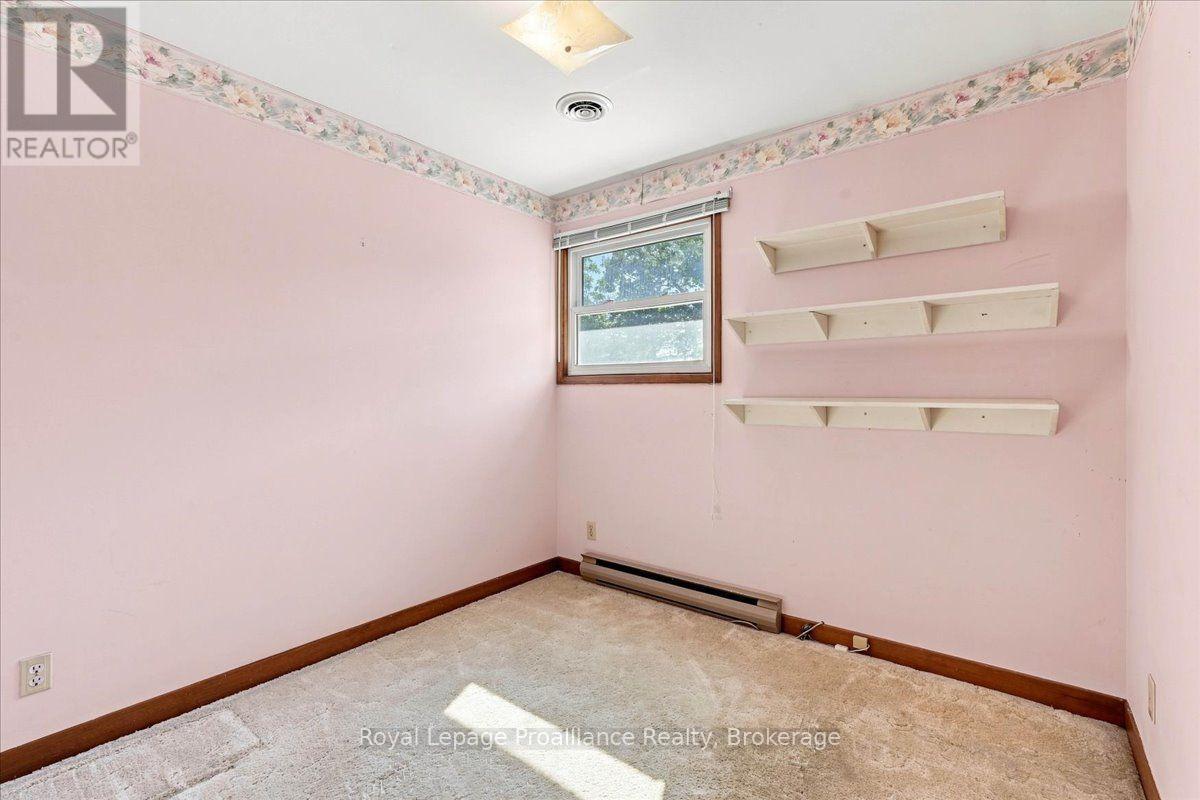 28 KENSINGTON CRESCENT - Image 20