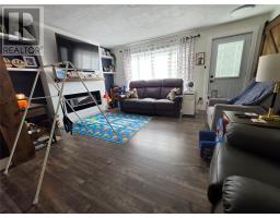 13 Gilbert Street thumbnail 6