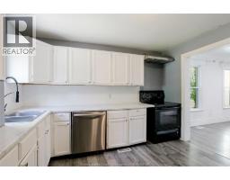 355 Bridge, Windsor, ON N9B2M3 Photo 14
