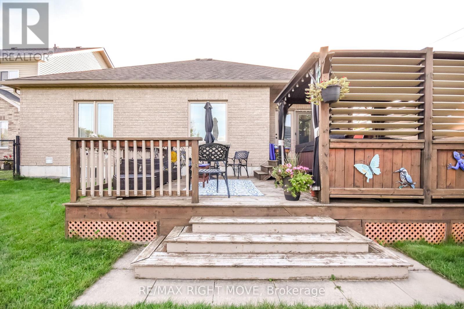 3938 WOOD AVENUE - 37