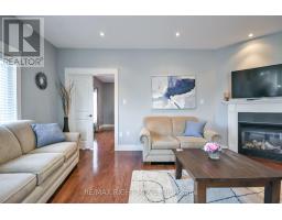 3938 Wood Avenue, Severn, ON L3V0Y9 Photo 18