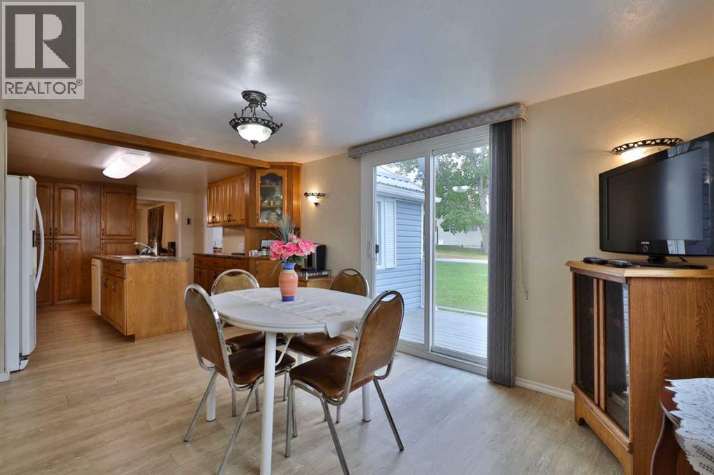 5108 51 Street - 11
