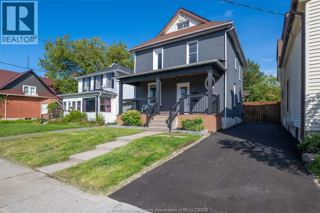 48 BROCK STREET East, Oshawa — photo 2