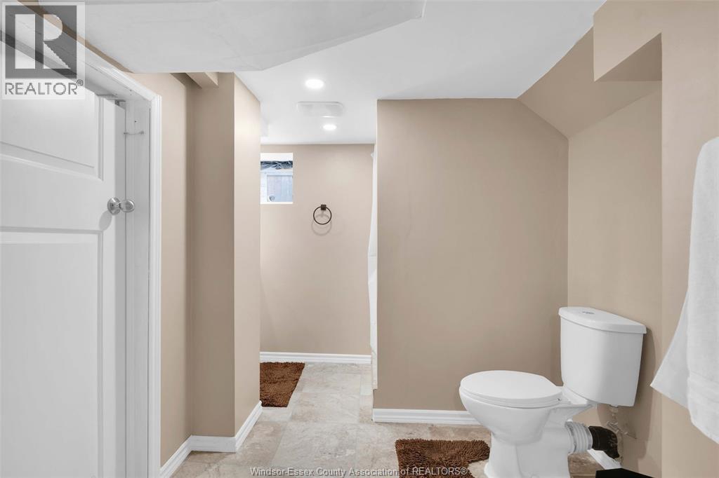 48 BROCK STREET East - Image 31