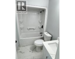 1904 Buckingham Drive Unit# 2, Windsor, ON N8T2B1 Photo 9
