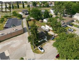 610 Brazil Avenue, Windsor, ON N8X2X5 Photo 48
