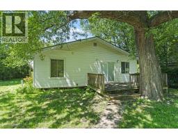 3555 County Rd 42, Windsor, ON N9A6J3 Photo 18