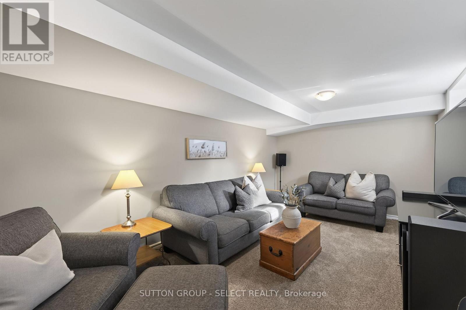 3 FIELDSTONE CRESCENT N - Image 27