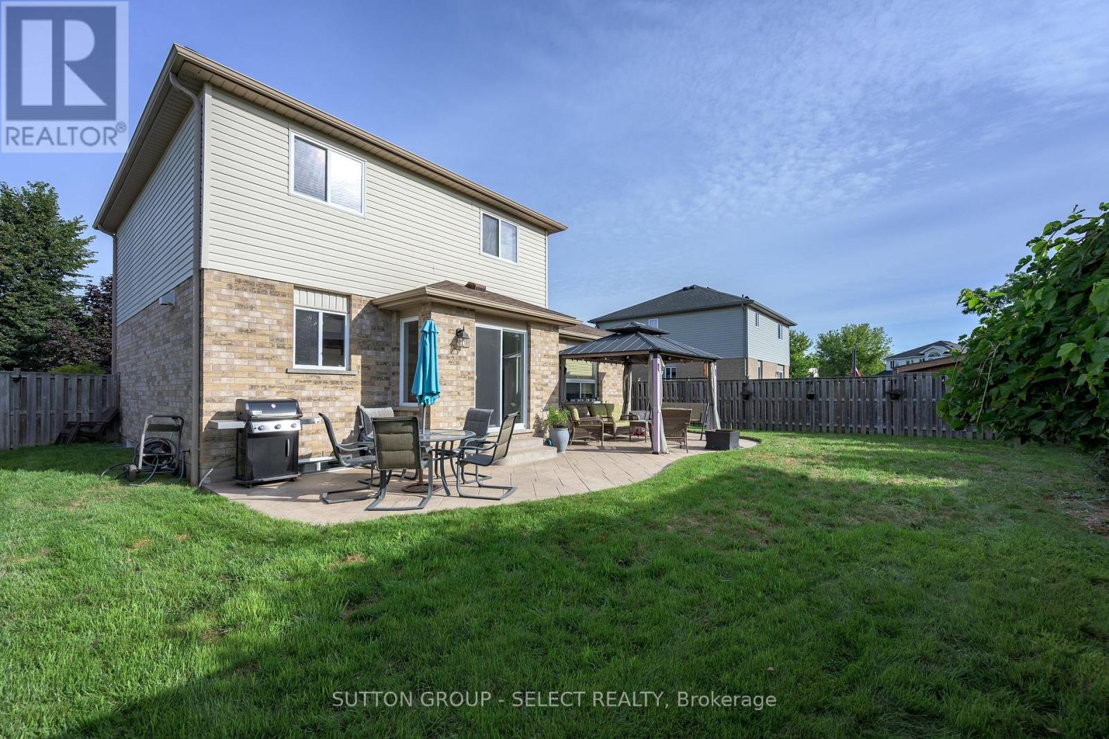 3 FIELDSTONE CRESCENT N - Image 36