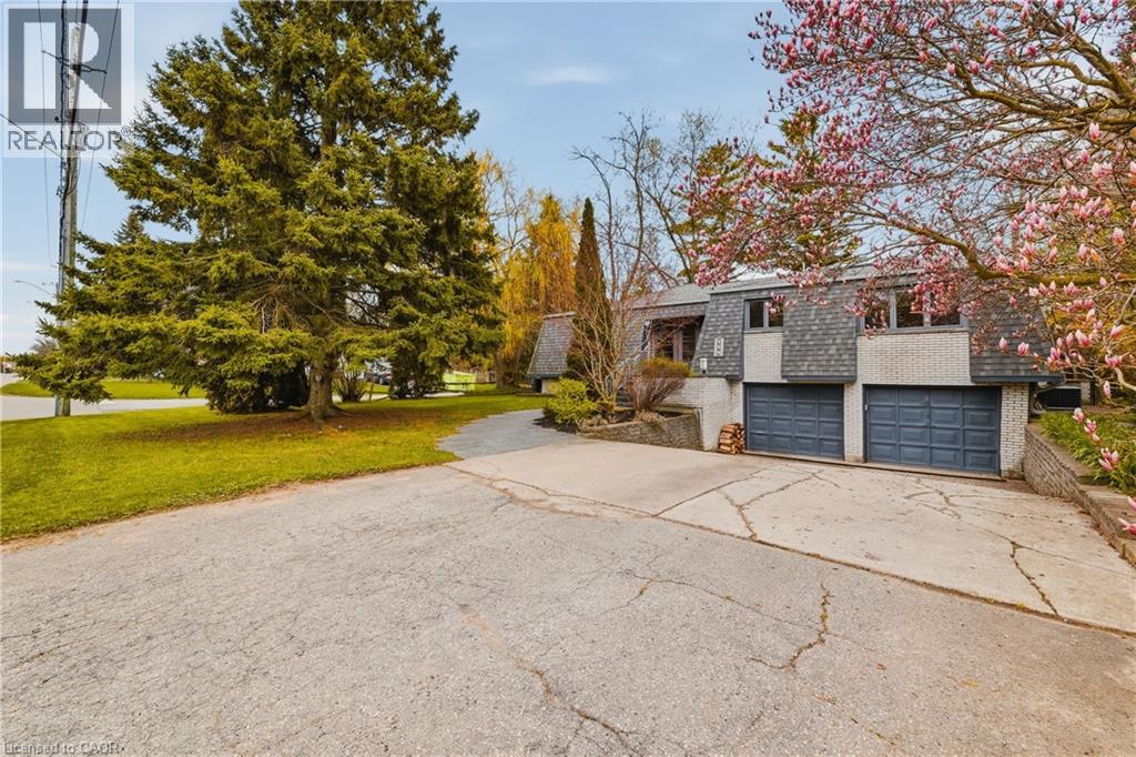 459 LEE Avenue, Waterloo — photo 2