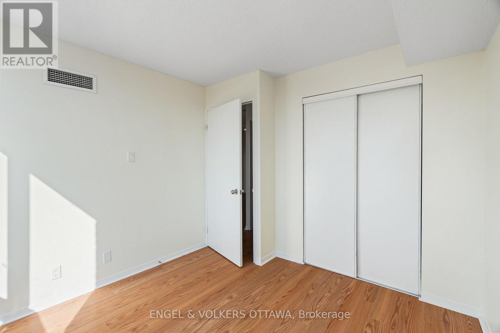 610 - 45 HOLLAND AVENUE, Ottawa — photo 9