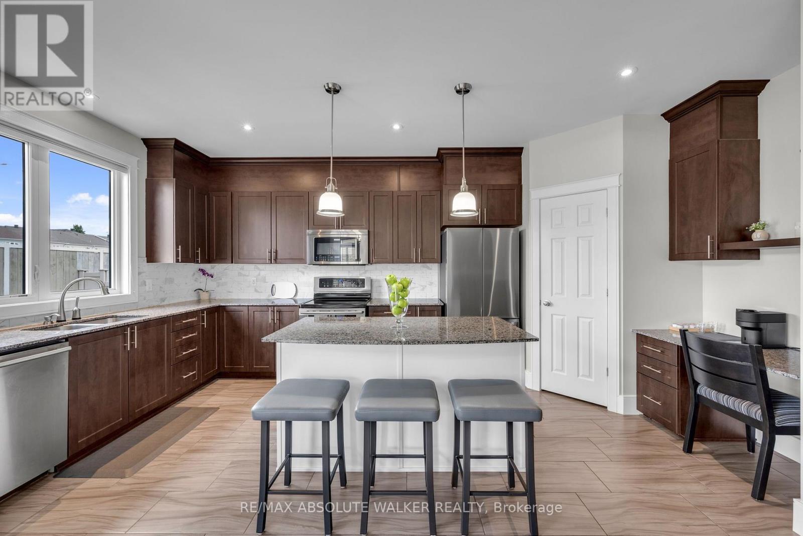 4 Bed, 3 Bath House for Sale in Ottawa – 355 NESTLETON STREET, Ottawa – MLS# X13758578 - Image 26