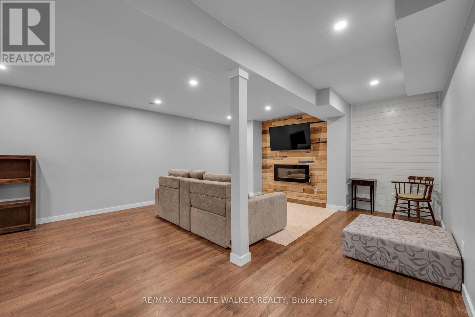 4 Bed, 3 Bath House for Sale in Ottawa – 355 NESTLETON STREET, Ottawa – MLS# X13758578 - Image 42