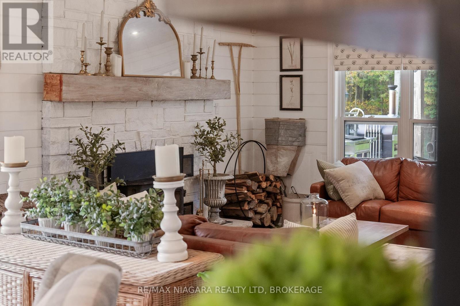 51268 TUNNACLIFFE ROAD S - 11