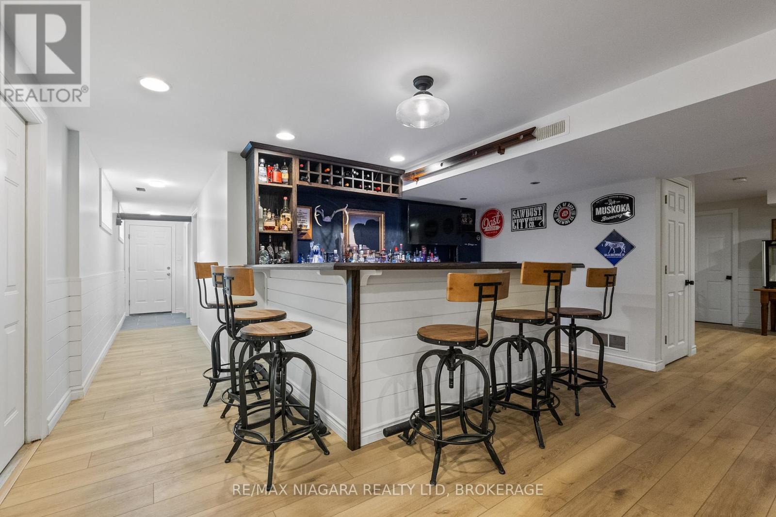 51268 TUNNACLIFFE ROAD S - 37
