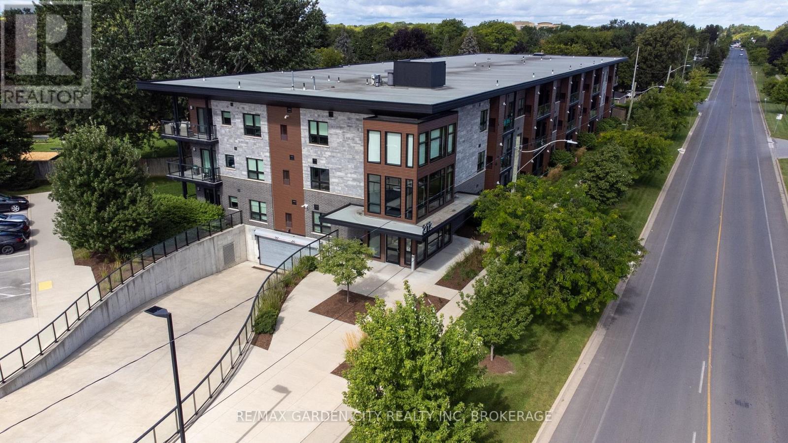 303 - 212 LAKEPORT ROAD, St. Catharines (Lakeport) — photo 2