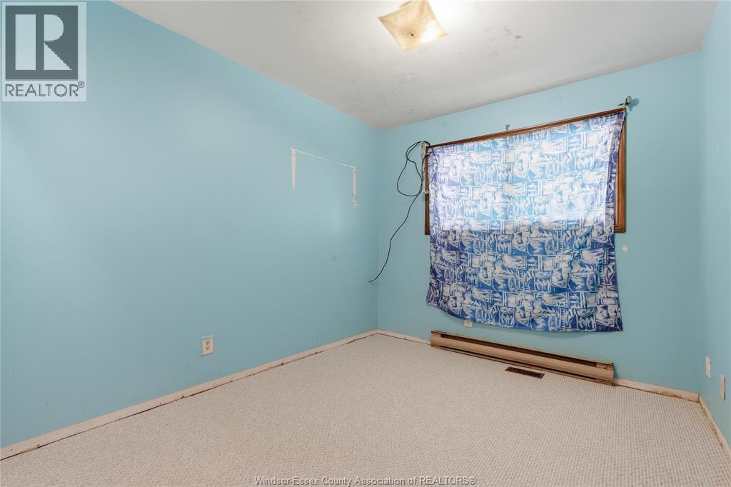 725 MAPLE AVENUE - 15