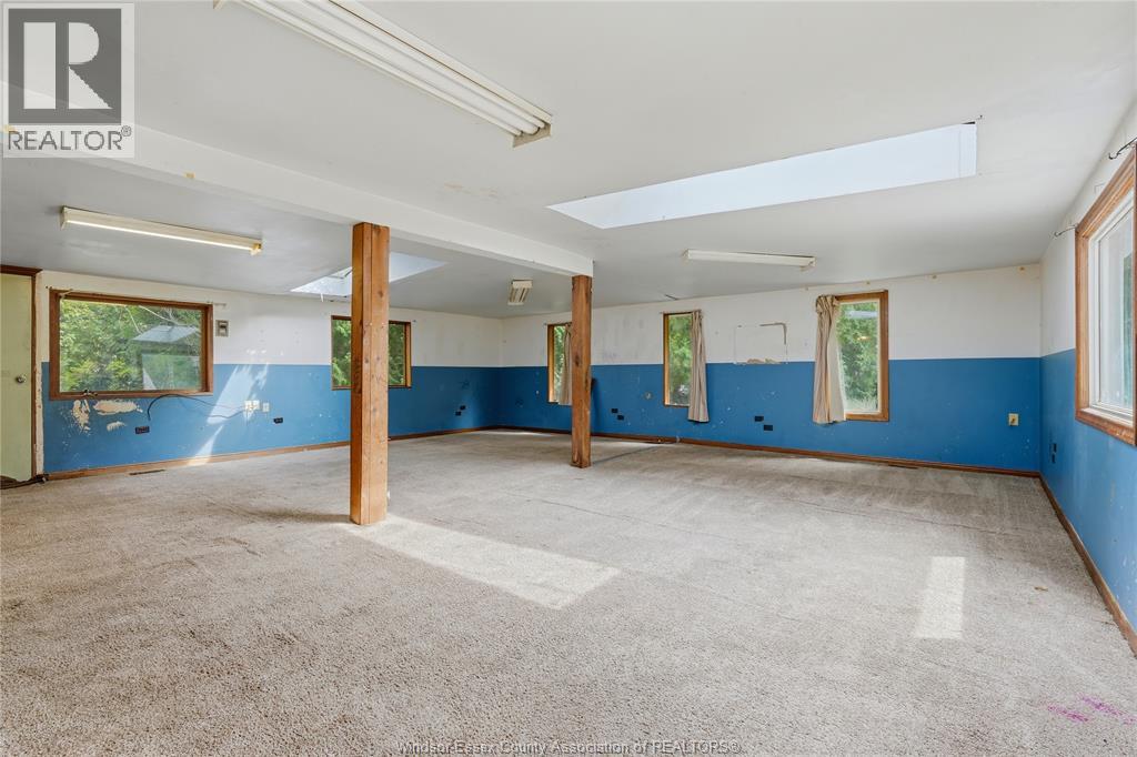 725 MAPLE AVENUE - 17