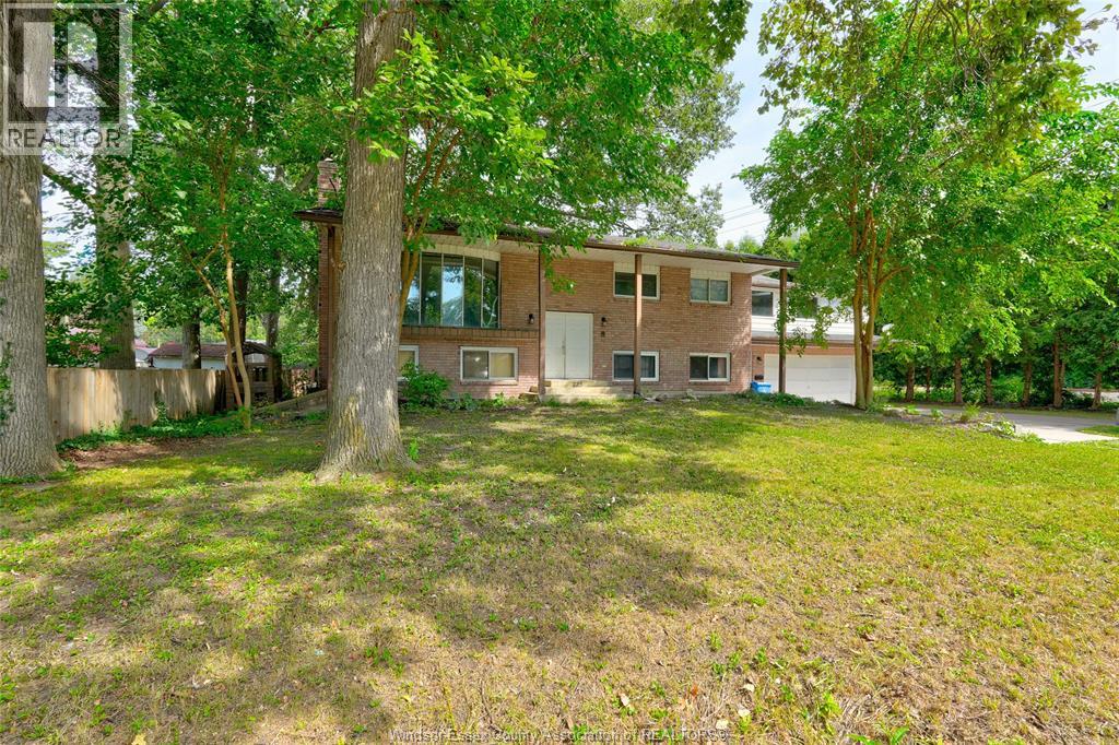 725 MAPLE AVENUE - 2