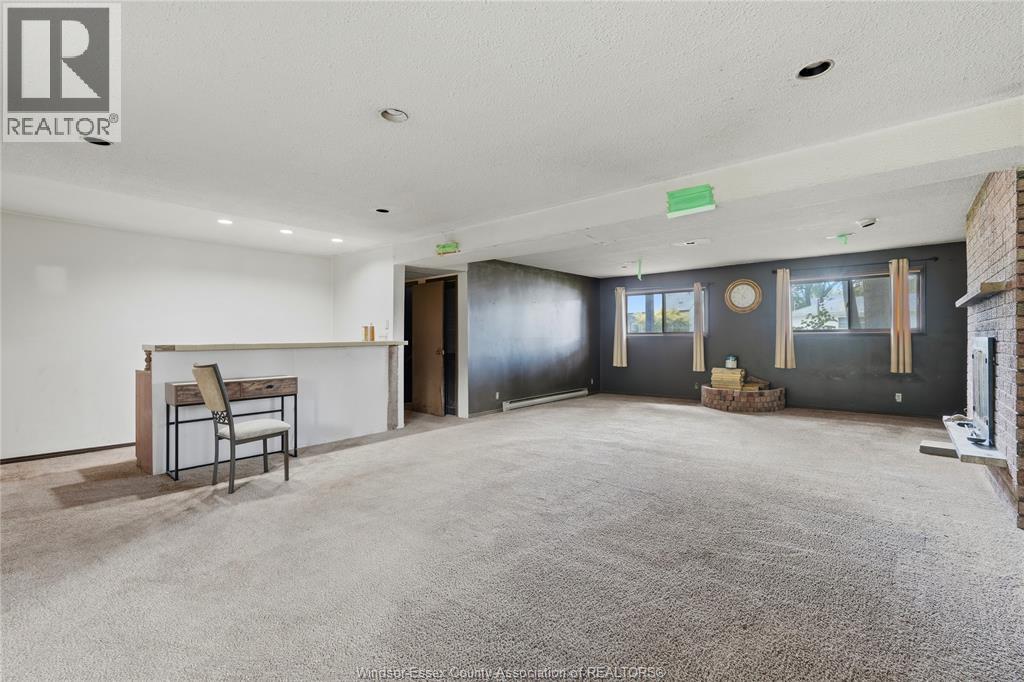 725 MAPLE AVENUE - Image 22