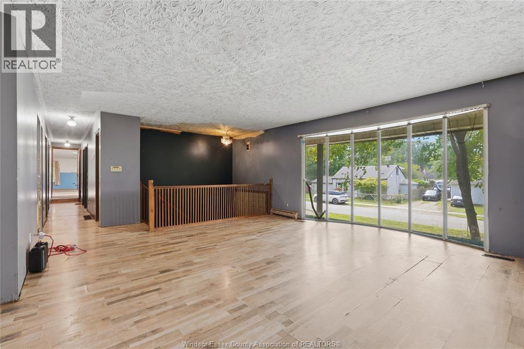 725 MAPLE AVENUE - 7