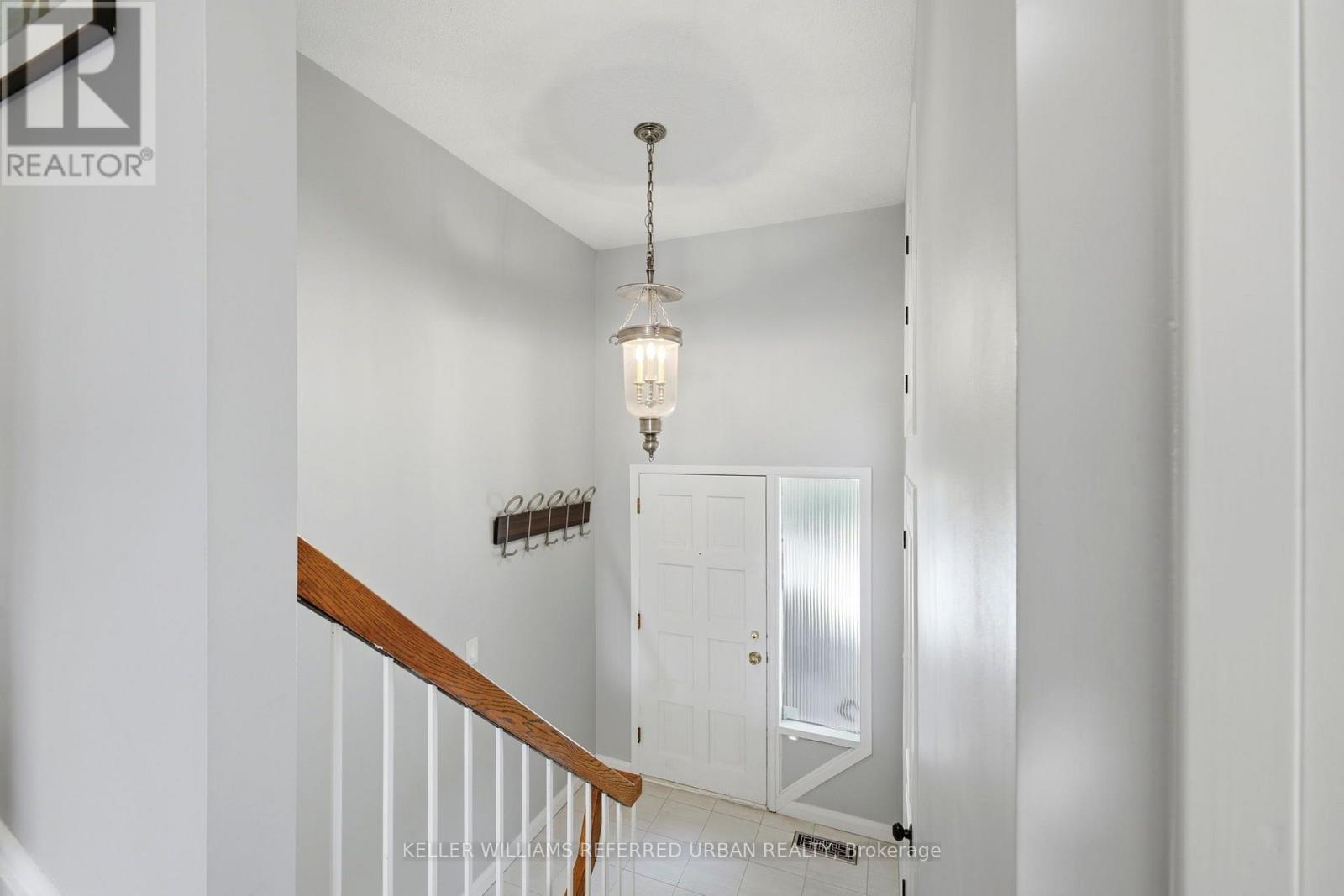 11 GYPSY ROSEWAY - 5