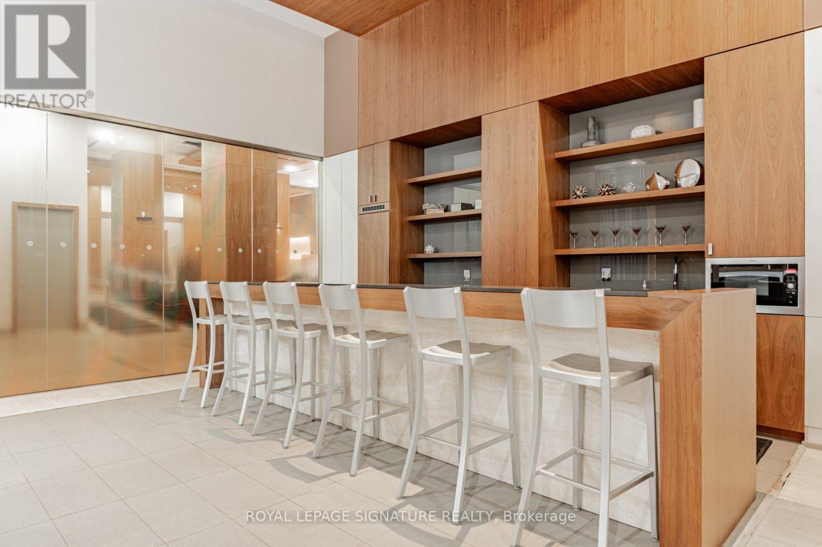#414 295 ADELAIDE STREET W - 25