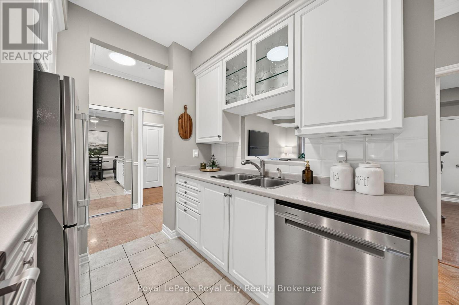 #403 1 BELVEDERE COURT - 19