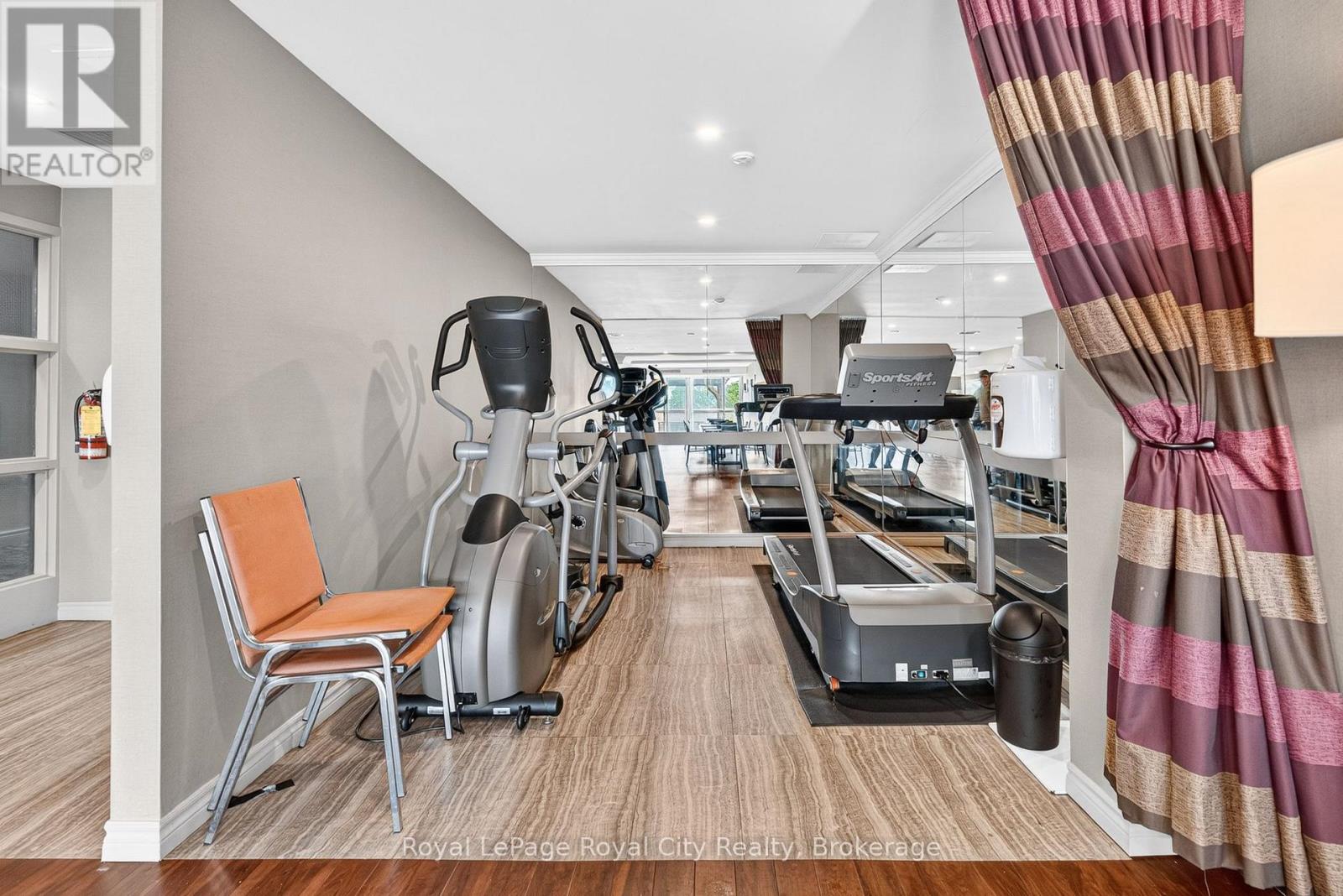 #403 1 BELVEDERE COURT - Image 37