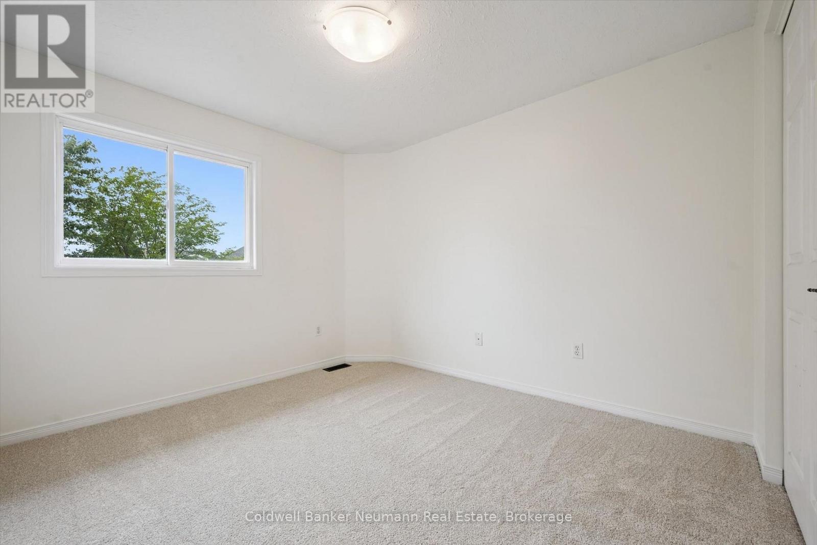 24 LEE STREET - 34