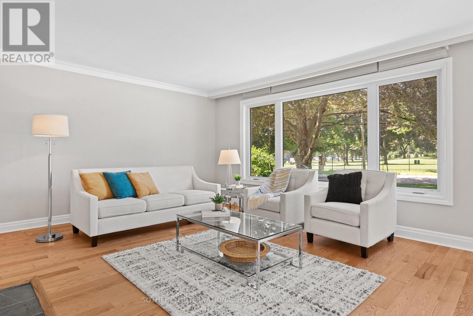 9 BABINGTON COURT - 11