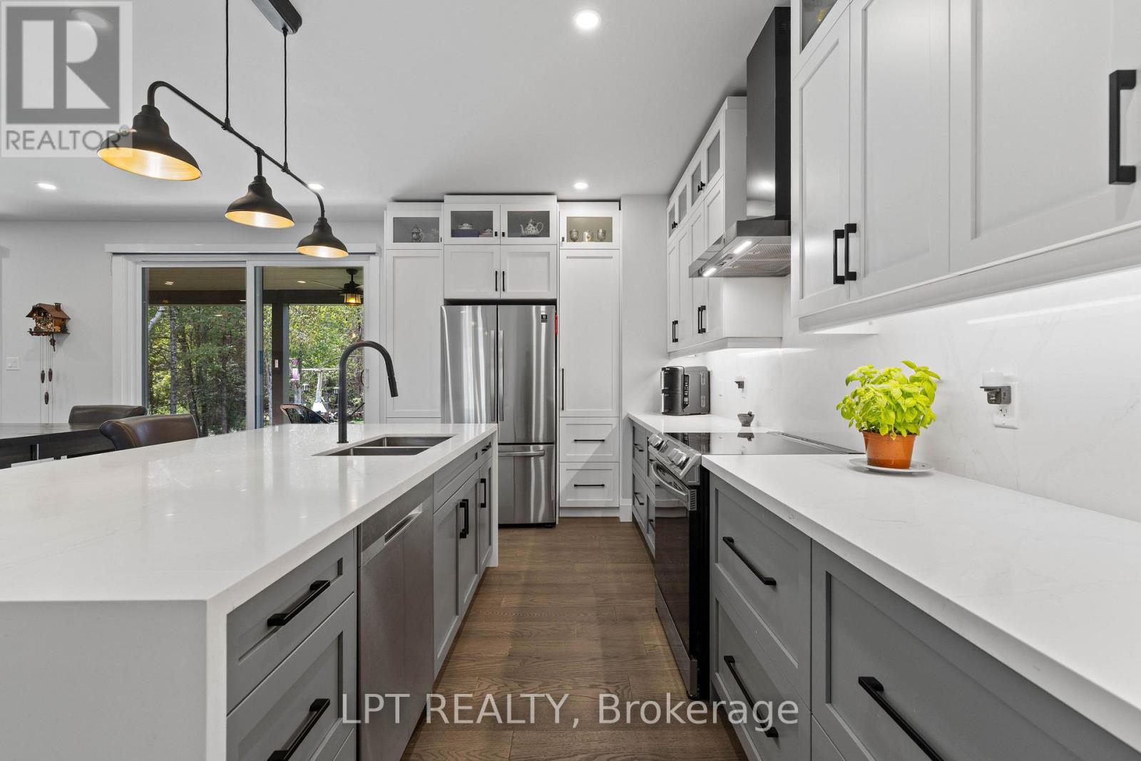 449 BULMERS ROAD - Image 18