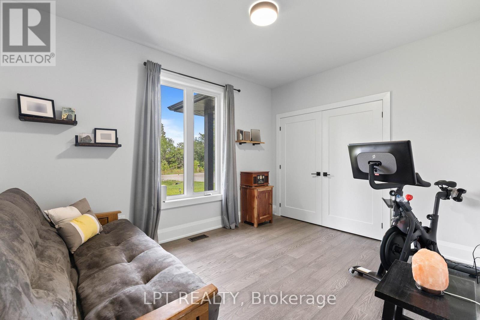 449 BULMERS ROAD - Image 26
