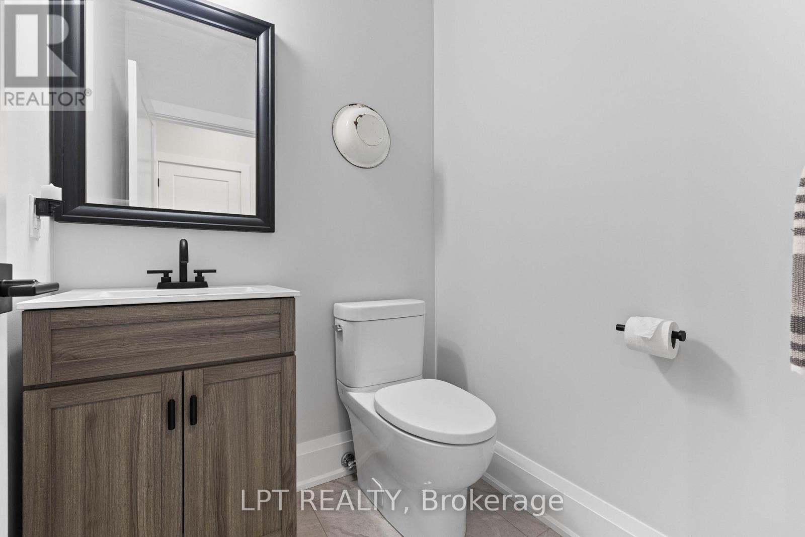 449 BULMERS ROAD - Image 34